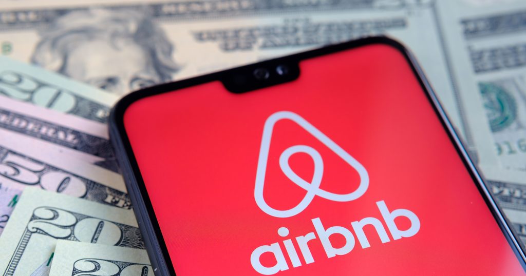 FTX Traders Double Money as Airbnb Stock Soars