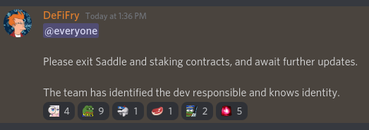 Community Manager DeFiFry advises users to withdraw funds on SharedStake's Discord. Source: Twitter..