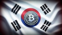 The Crypto.com logo next to the South Korean flag representing the company's launch in the country's crypto market
