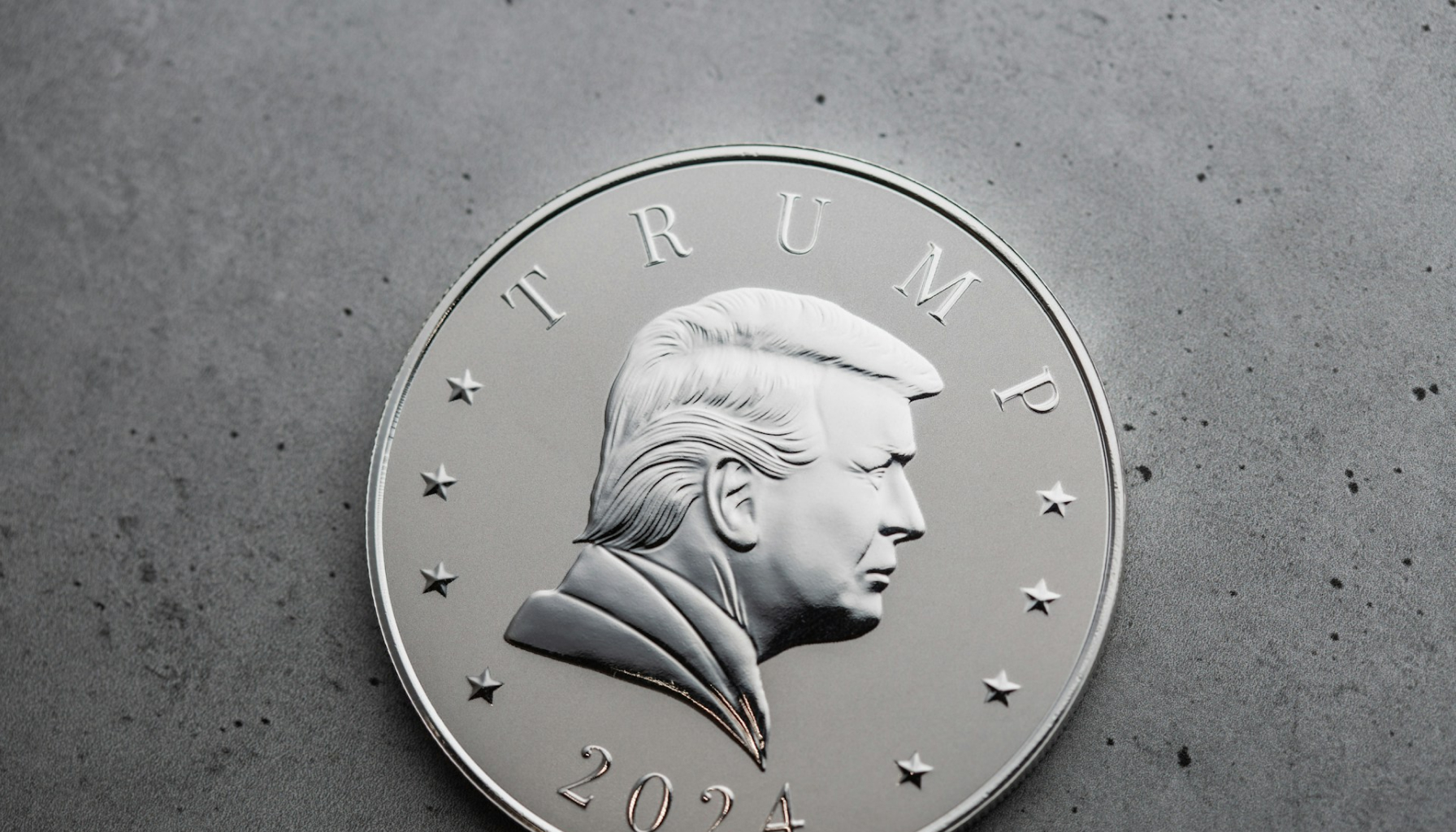 Trump fundraiser offers photo ops for roughly the price of one Bitcoin