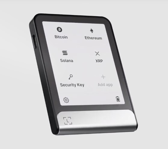 Ledger launches new wallet with secure, contactless E Ink touchscreen displays