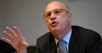 Chris Giancarlo, ex-CFTC chair, emerges as frontrunner for White House &#8216;crypto czar&#8217; role