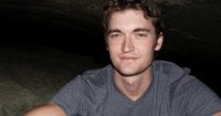 Trump pardons Ross Ulbricht, fulfilling campaign promise