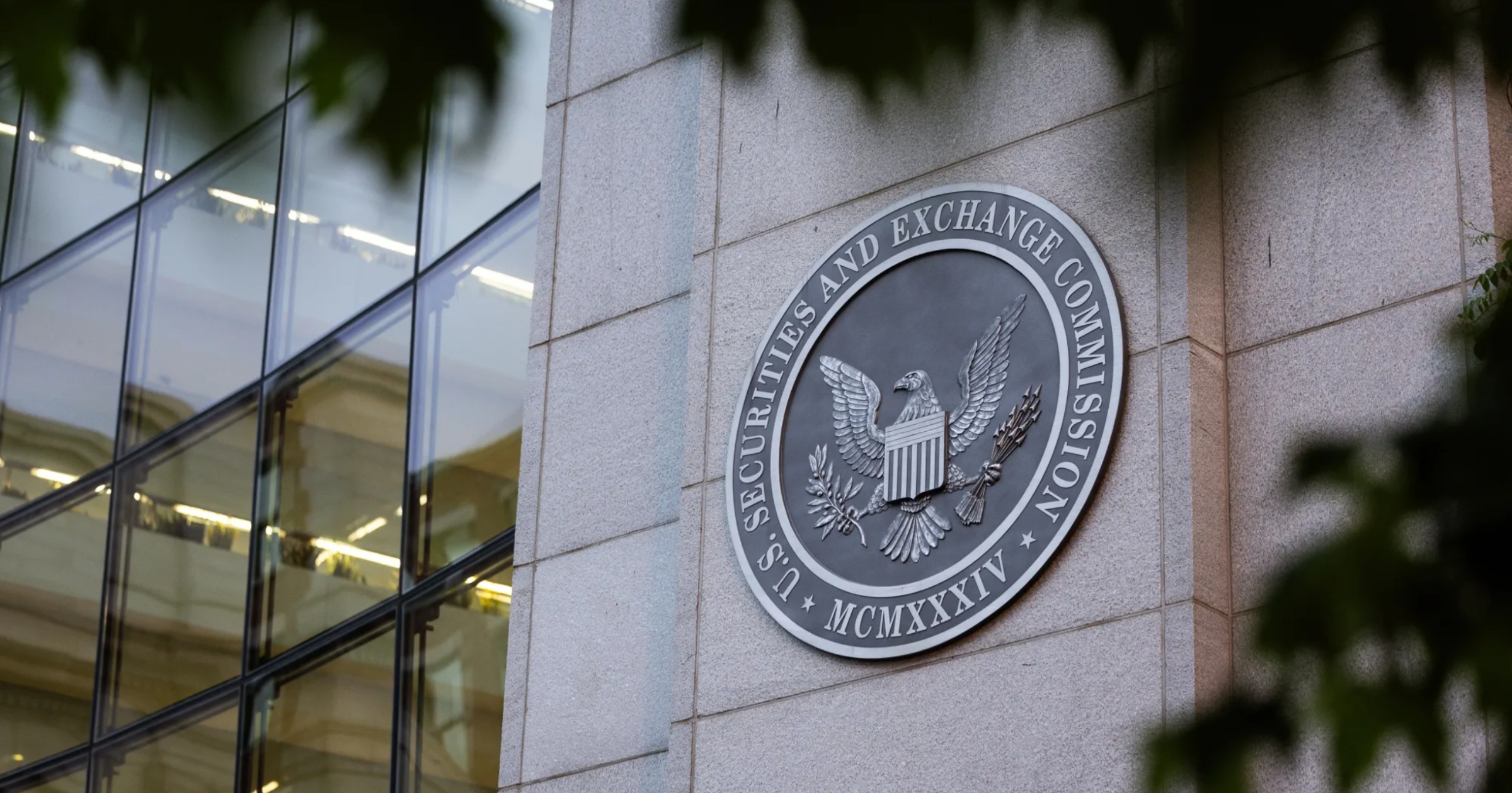 SEC delays decisions on XRP and Dogecoin ETFs