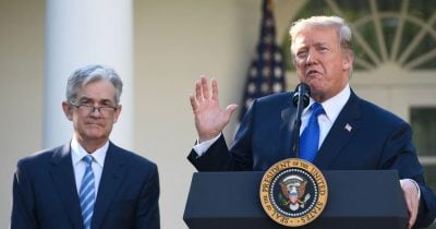 5ac8bebb-6ed7-472d-9000-36c23d26aef5.jpg Trump says Fed can raise rates if inflation returns in a year
