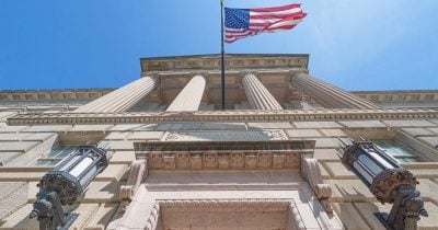 20e84e66-34ef-4100-870a-f6019d3e6a41.jpg US government partners with Chainlink to publish GDP data on Ethereum, Base, Avalanche and other blockchains