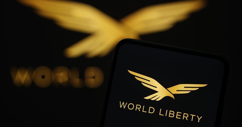 Robinhood US listing WLFI token
