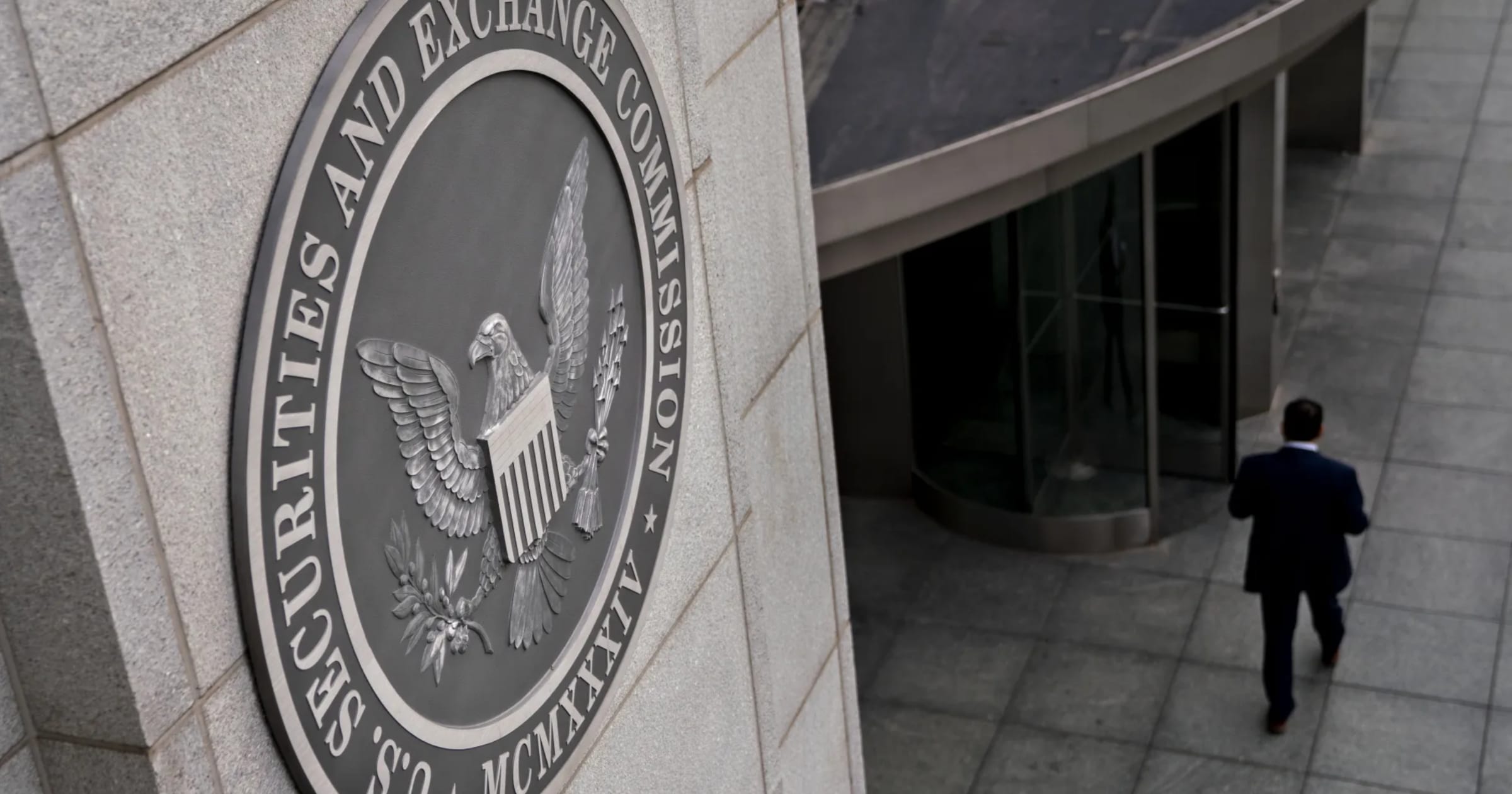 SEC approves tokenized securities to trade alongside traditional stocks