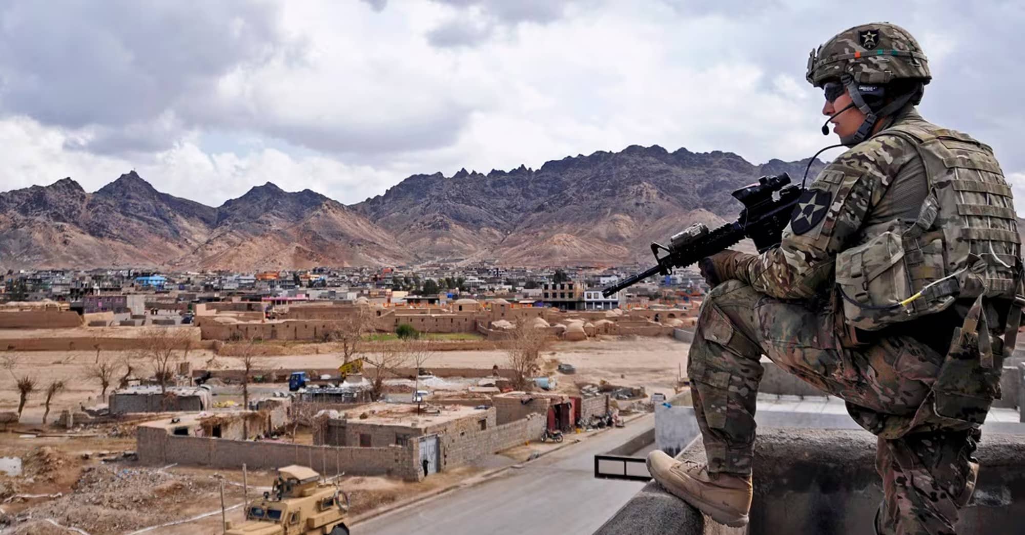 Iran fortifies islands, complicating US military campaign