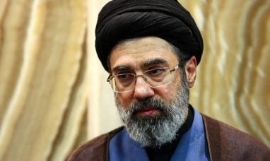 IRGC commanders dominate as Mojtaba Khamenei loses control in Iran