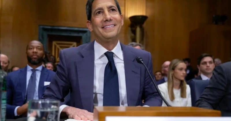 Crypto-friendly Kevin Warsh advances toward Fed chair as Senate panel approves nomination