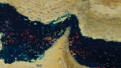 UKMTO advises mariners to use Oman waters amid Hormuz tensions
