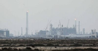 Qatar faces economic crisis as Strait of Hormuz closure halts gas exports