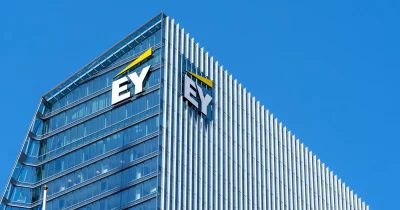 Microsoft and Ernst & Young partner to invest $1B in AI adoption