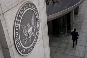 SEC delays onchain stock trading plan as Wall Street pushes back on crypto exemptions
