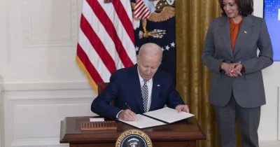 US government’s AI executive order draft revealed by Politico, then pulled at the last minute