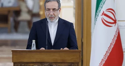 Iran’s Foreign Ministry declares talks with US dead as deadline approaches