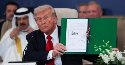 Trump seeks broader Middle East peace pact, including Iran and Israel