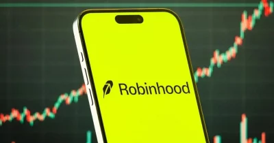Robinhood enables AI chatbots for share trading, with crypto next in line