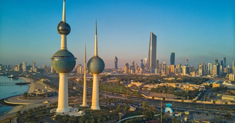 Kuwait faces missile and drone attack amid shaky ceasefire in Iran war
