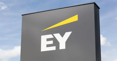 EY and Microsoft partner to invest over $1B in AI adoption across enterprise sectors