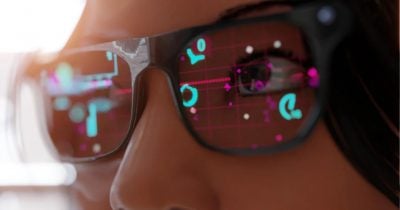 Apple targets late-2027 launch for smart glasses with AI focus over augmented reality