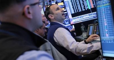 Barclays traders recommend buying protection against tech-led S&amp;P 500 pullback