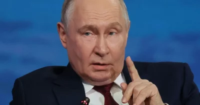 Vladimir Putin rejects Zelenskyy’s call for peace talks, tells Russian army to press on
