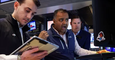 S&amp;P 500 closes down 2.6%, NASDAQ 100 sinks 4.8% as hot jobs report spooks markets