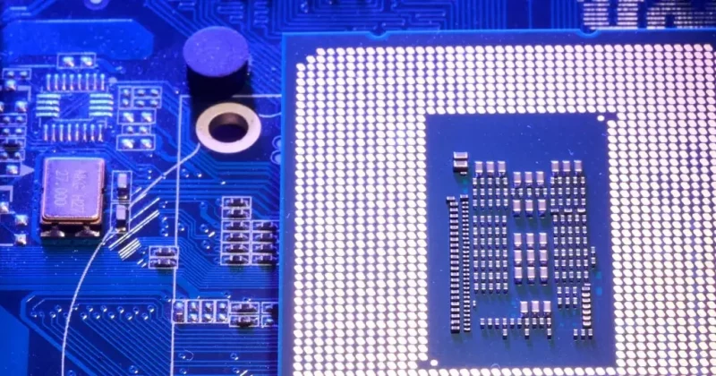 Micron, Marvell shares tumble as chip sector faces worst day in six years