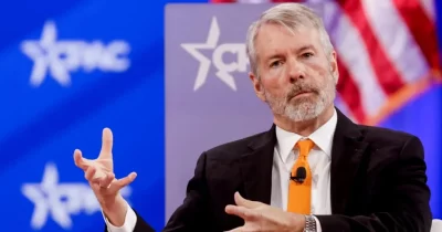 Michael Saylor warns mega-IPOs will trigger capital rotation away from Bitcoin