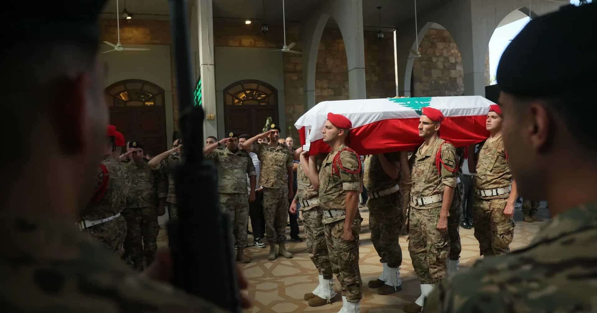 Israel warns of retaliation against Hezbollah stronghold if attacked