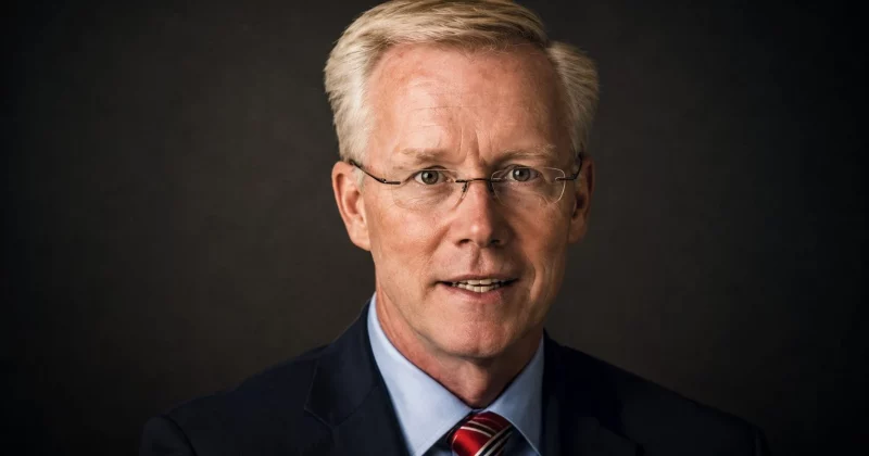 Backpack US taps former SEC chairman Piwowar for board as it eyes regulated crypto perps