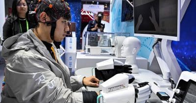 China approves first commercial brain-computer interface as NeuroXess trials begin