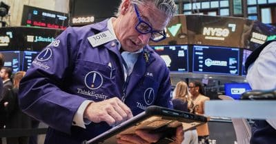 S&P, Nasdaq fall as tech shares drag markets lower and Bitcoin follows suit