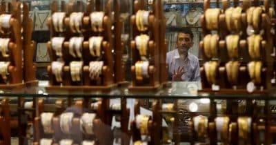 Indian gold falls below pre-duty-hike levels as overseas prices drop