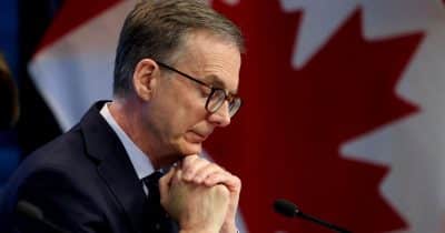 Bank of Canada holds interest rate steady at 2.25% as bonds rally on economic weakness