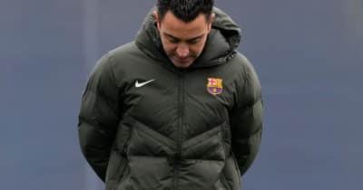 Barcelona bans Xavi from legends team over election criticism