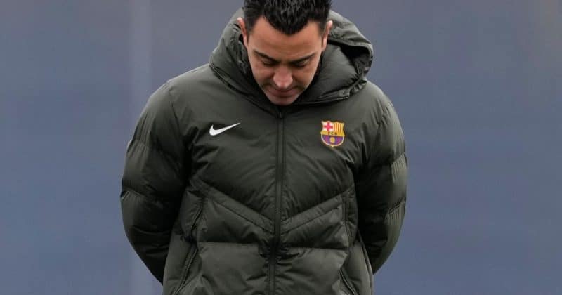 Barcelona bans Xavi from legends team over election criticism