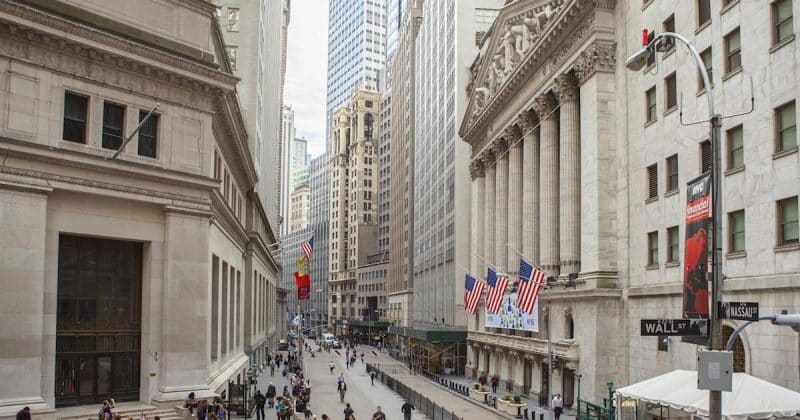 US household wealth rises at slowest pace in a year as stocks drag on balance sheets