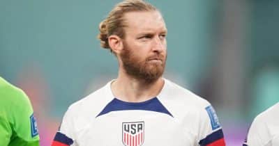 Tim Ream, 38, mentors young players on US World Cup roster as oldest captain in decades
