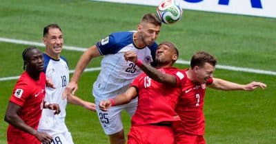 Canada equalizes against Bosnia and Herzegovina in historic World Cup opener