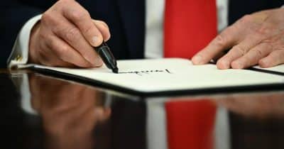 US government says Iran deal signing possible in coming days