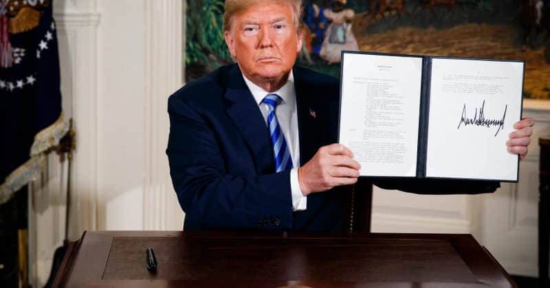 Trump announces US-Iran deal set for signing on Sunday