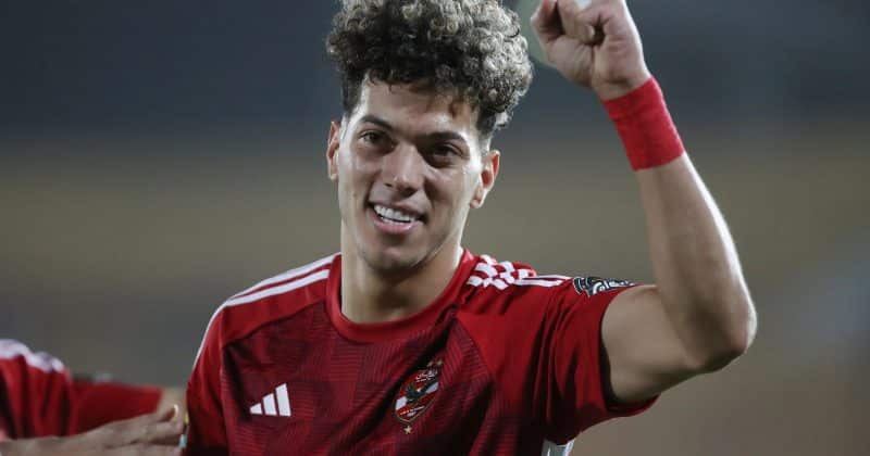 Emam Ashour scores first goal for Egypt at World Cup against Courtois