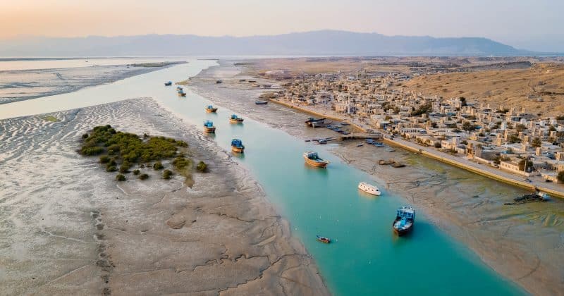 Three explosions reported near Qeshm Island as Strait of Hormuz tensions rattle crypto markets