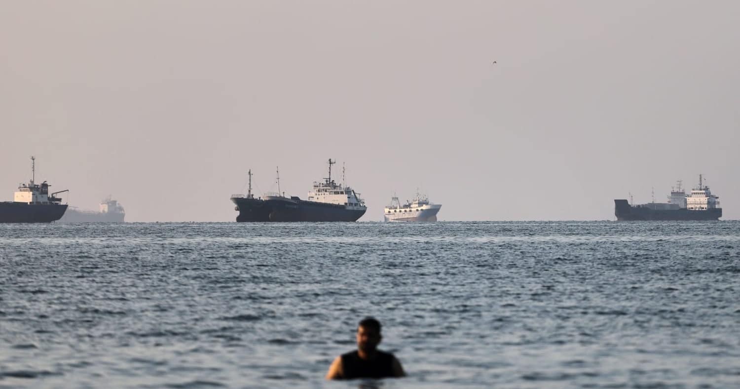 Iran-US preliminary deal activated in Strait of Hormuz, easing tensions