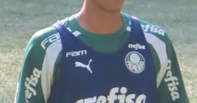 Barcelona contacts Manchester City over €60M move for Vitor Reis
