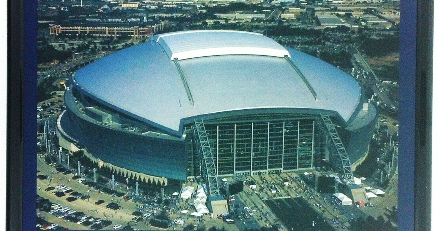 England fans arrive in Dallas for 2026 World Cup opener, but the team is missing from crypto’s biggest stage