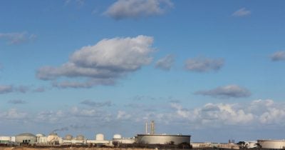 Washington bets on military cooperation to unlock Libyan crude supplies